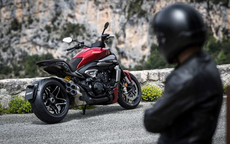 The Cruiser with the MotoGP Heart: New Ducati XDiavel V4 