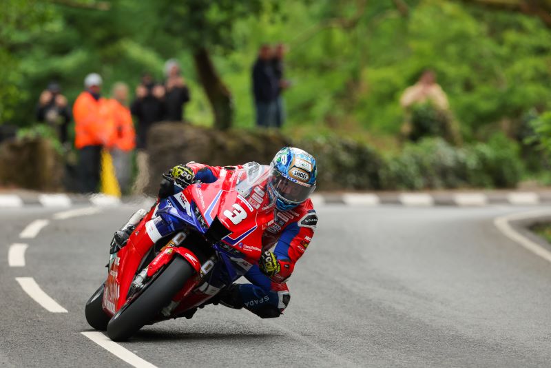 Honda Toasts Double Isle of Man TT Success With Fireblade